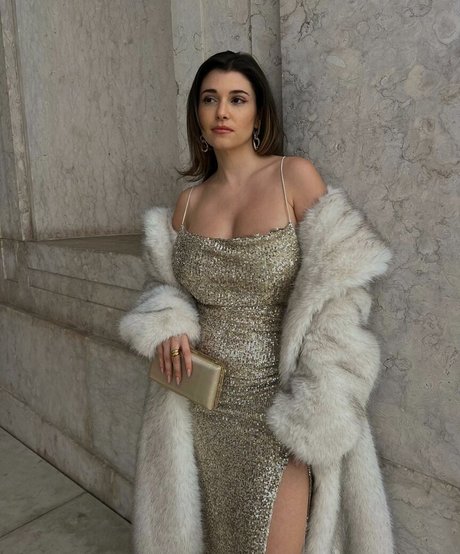 Carolina Neto アート女優 画像