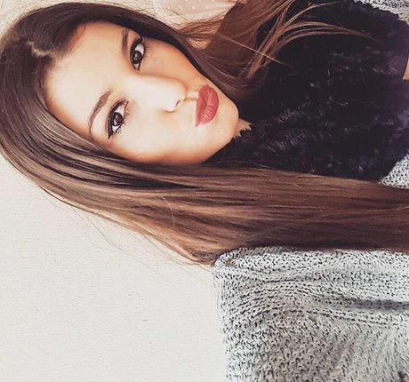 Carolina Neto セクシー女優 画像