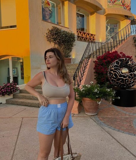 Carolina Neto 完璧な女優 アーカイブ