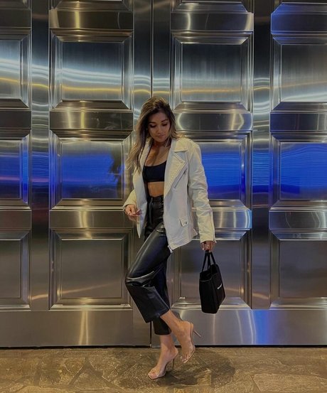 rissforever エロティックなスター 写真