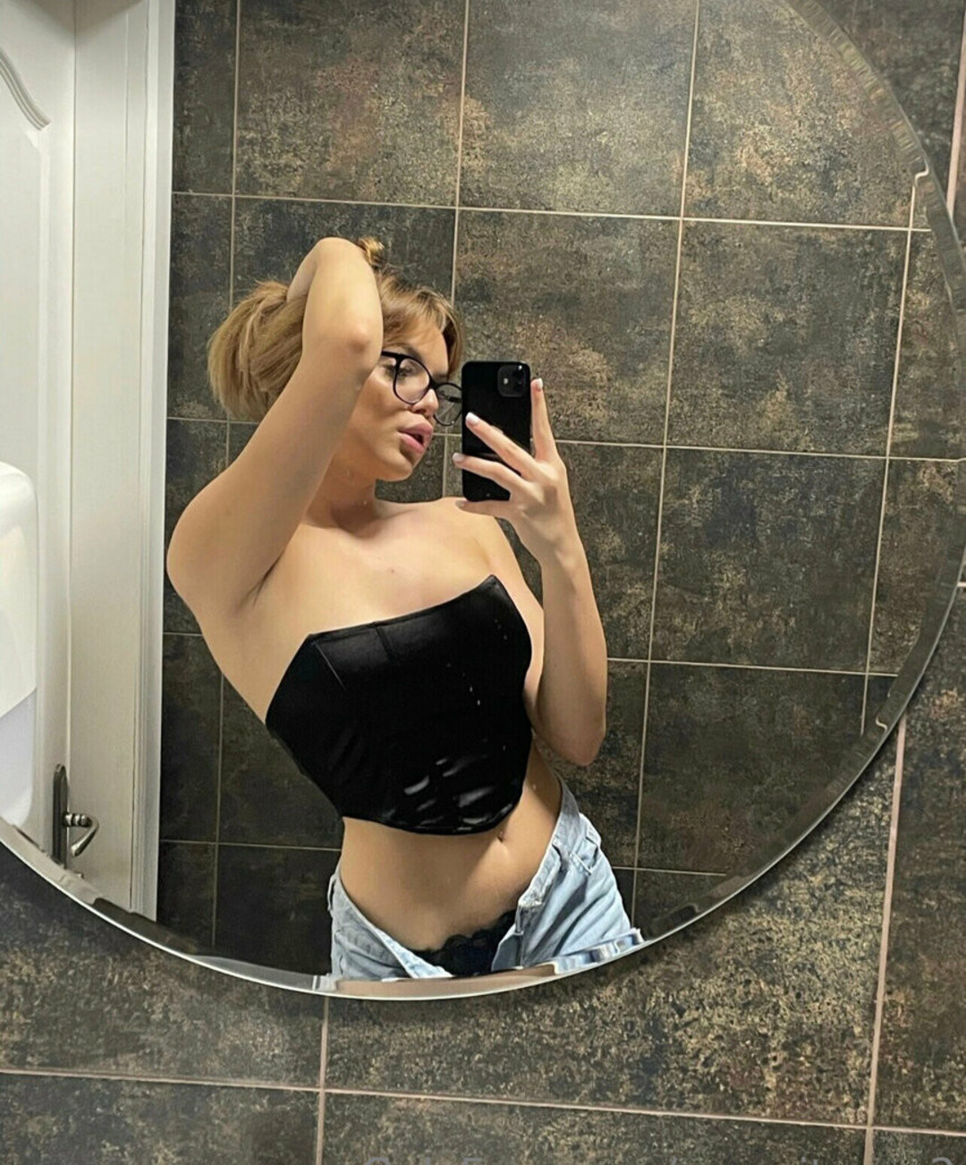 ティーンフィンガリングオンリーファンズ 限定 ギャラリー