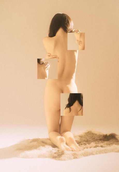 熟女オナニーオンリーファンズ 無料セクシー 写真