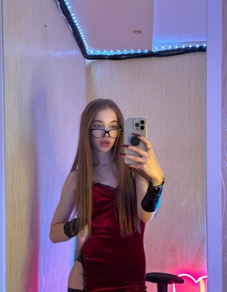 Yglichh 高品質スター ギャラリー