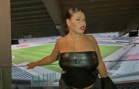 Victoria Zoto トップスター 写真