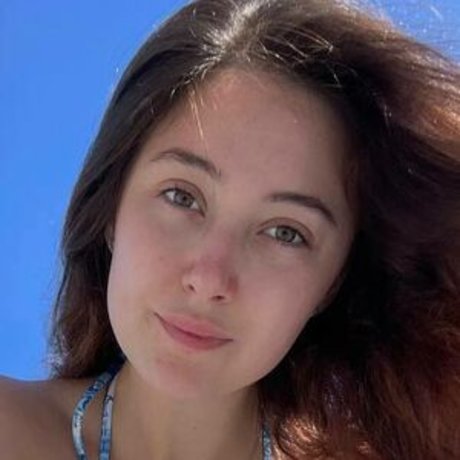 alicecherry001111 ポルノスター ギャラリー