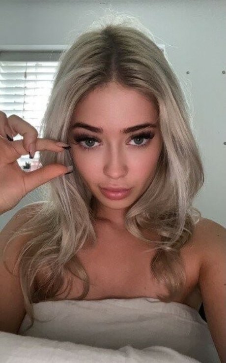 laylabratz 裸のポルノスター 画像