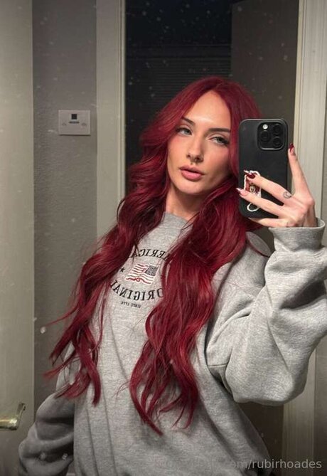 rubirhoades プロフィール写真