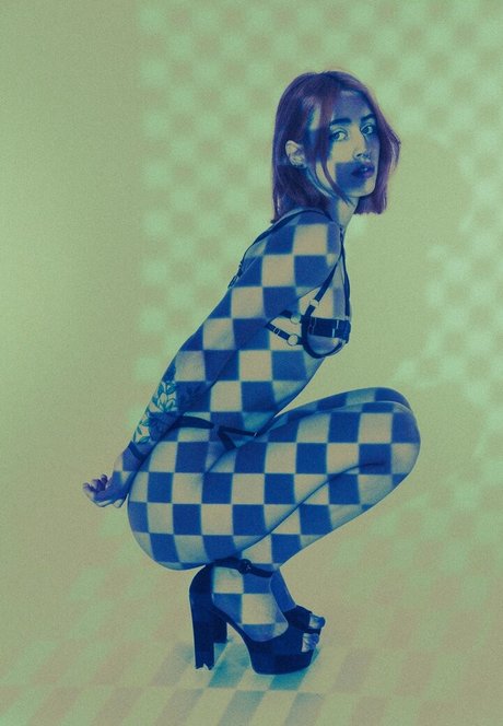 フラットオンリーファン セクシー アーカイブ