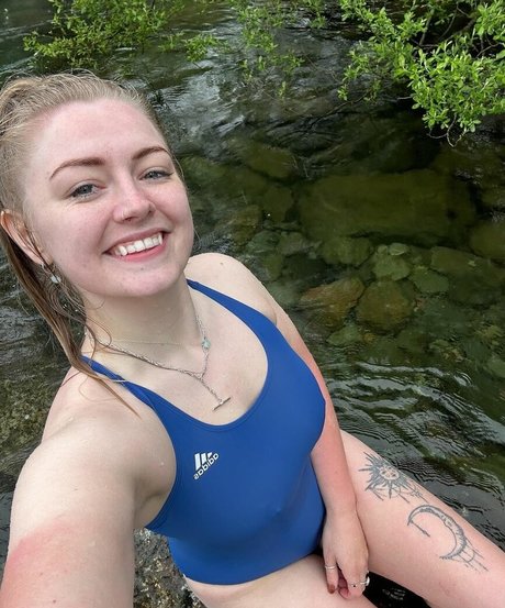 viewswithlou アートモデル ギャラリー