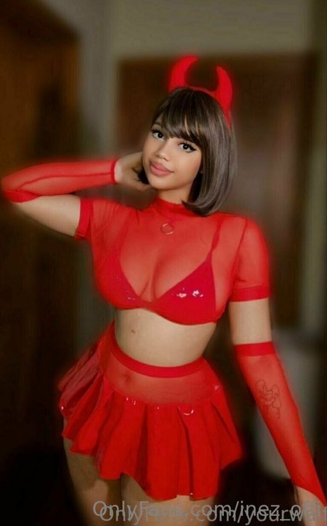 inez offi アダルトモデル 写真