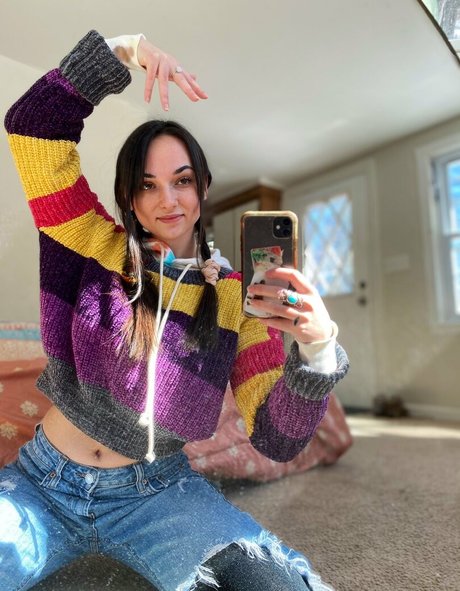 Emma Lilly ポルノモデル 画像