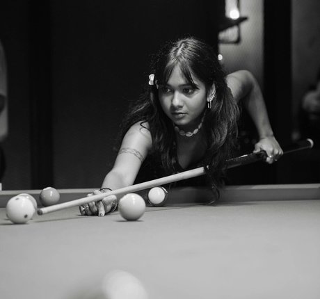 年配の熟女オンリーファンズ ポルノグラフィック 写真