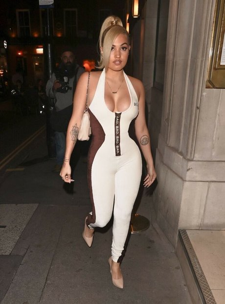 Mabel McVey かわいいスター 写真