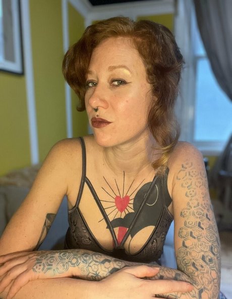 chikitina xox セックスモデル 写真