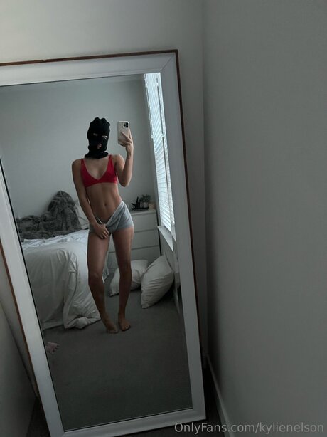 金髪の顔射オンリーファンズ 裸 ギャラリー