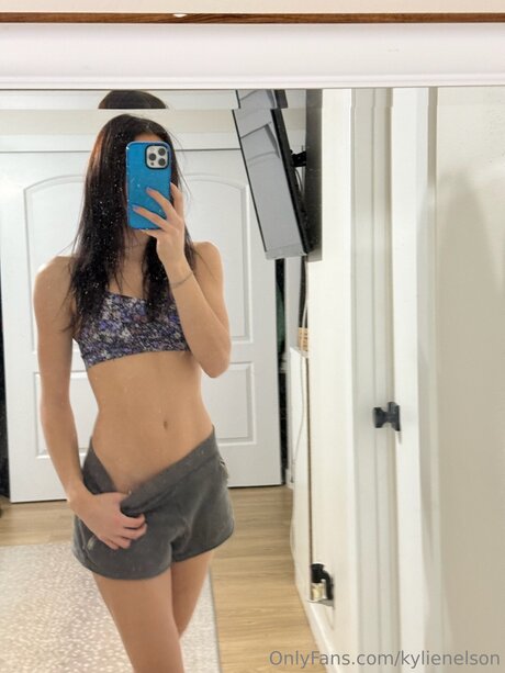 kylienelson ポルノモデル 写真