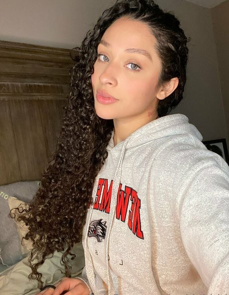 baddgirlriri ホット女優 写真