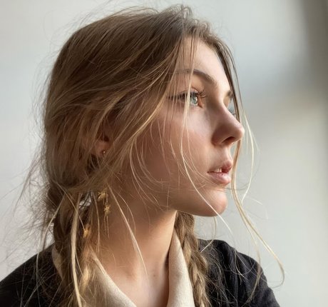 アジアの無料オンリーファンズ ホットセックス 写真