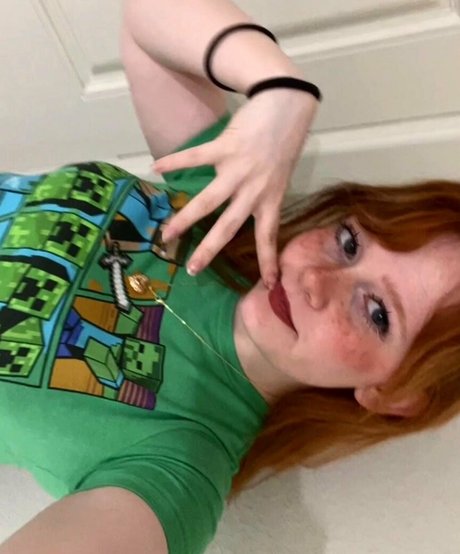 shelbypng かわいいポルノスター 写真