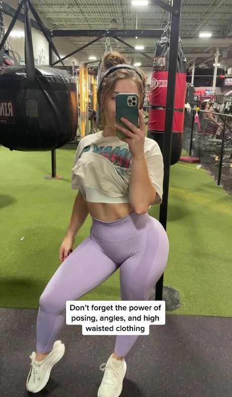 Katrina McKenna ヌードスター 写真