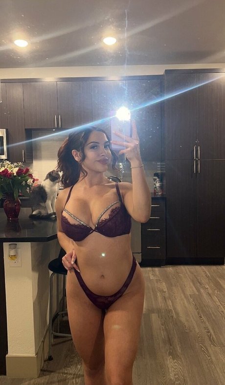 ciara veeee 可愛い女優 ギャラリー