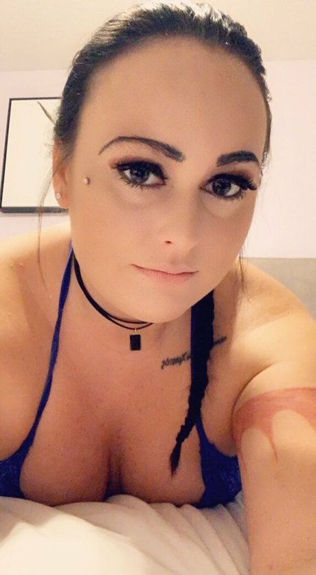 brittanymeowww ポルノモデル 写真