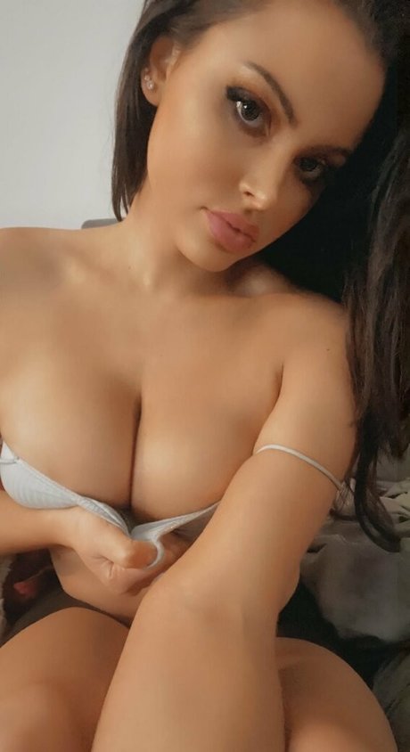 It sTiffanyalyssa 裸のポルノスター 画像