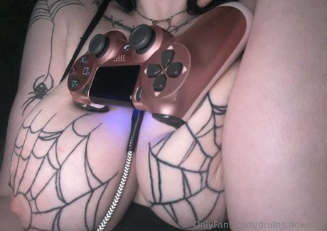 巨大ディルドオンリーファンズ 美しいxxx ギャラリー