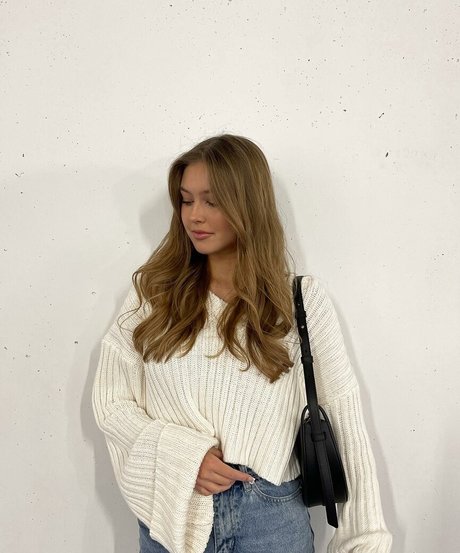 フラットオンリーファン ポルノ ギャラリー