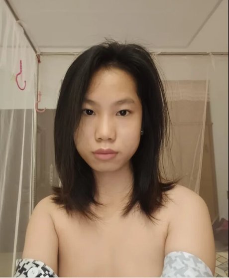 alittlesweetplum 素敵なポルノスター 画像