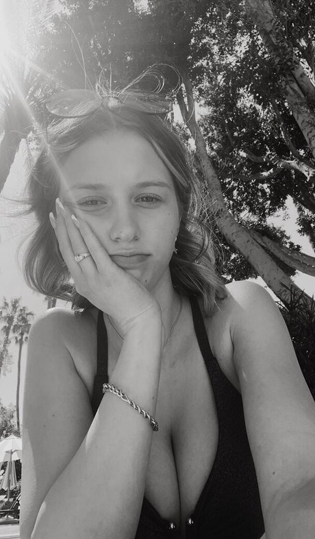 Carsen R xxxポルノスター 写真