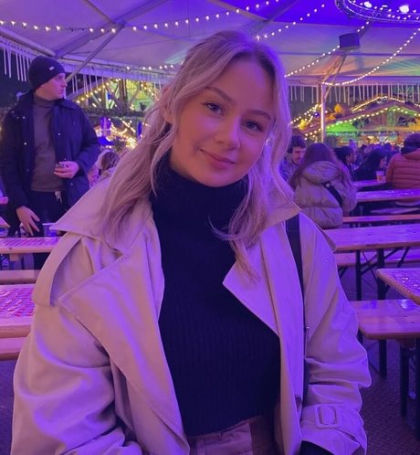 Lydia Rose 高品質スター 写真