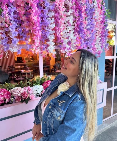 Akaren セクシーモデル ギャラリー