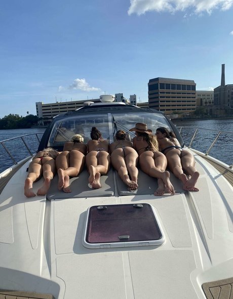 mila mask かわいいモデル 画像