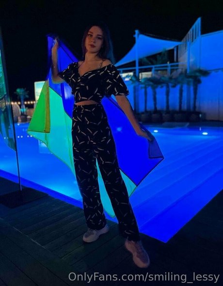 アジアの女性支配オンリーファンズ 無料セクシー 画像