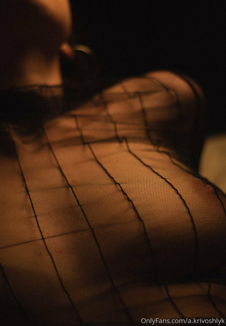 a krivoshlyk 完璧なポルノスター 画像