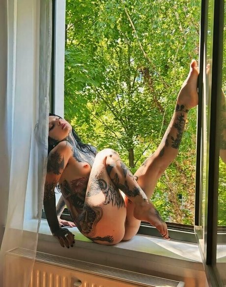 切断者オンリーファンズ 無料裸 写真