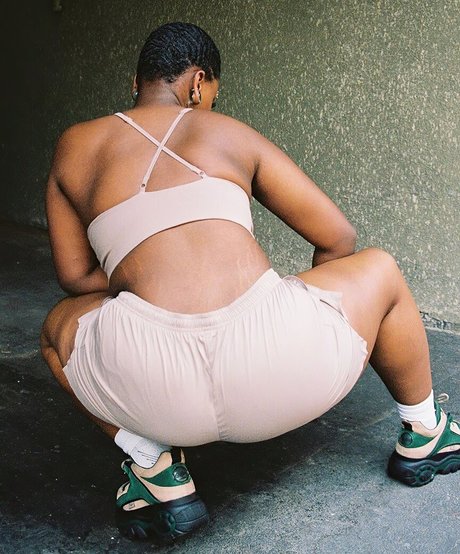 Jacinda セクシーなスター 写真