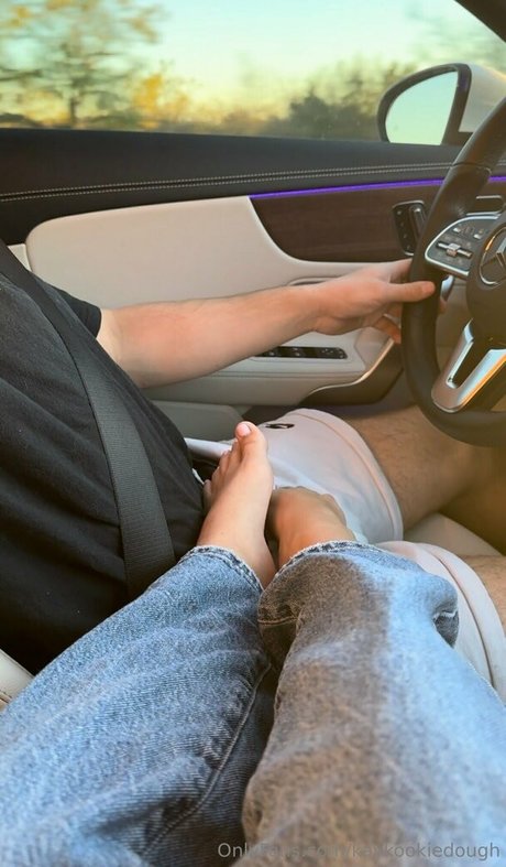 kaykookiedough xxxポルノスター 写真