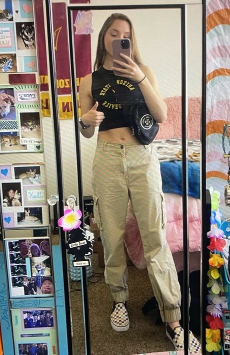 Makayla Turner スター ヌード 写真