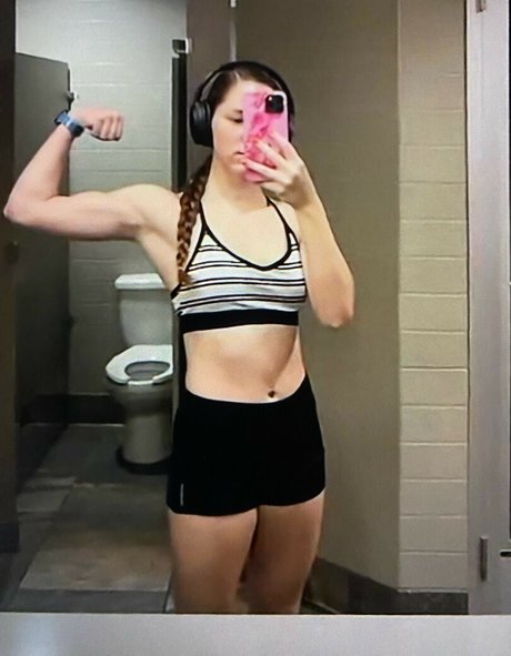 アラブのゲイオンリーファンズ えろた 写真