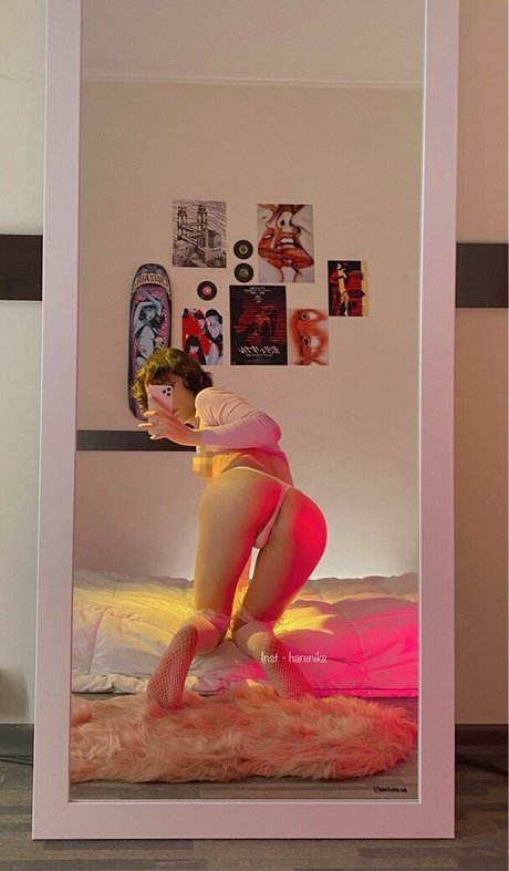 レズビアンマッサージオンリーファンズ セクシーヌード 写真