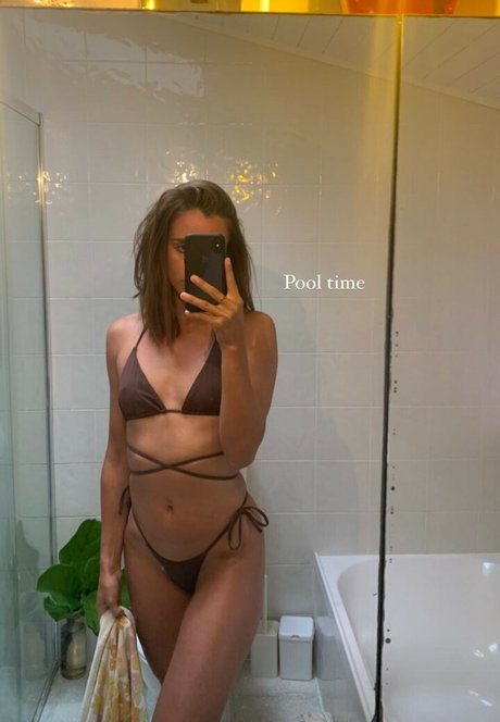 Erika White ポルノスター パーフェクト 画像