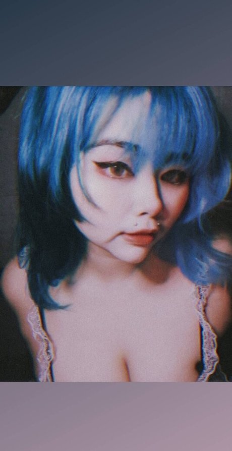 Luna Drei 完璧なポルノスター 画像