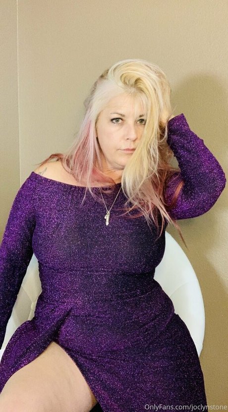 老母オンリーファン 無料セクシー 画像