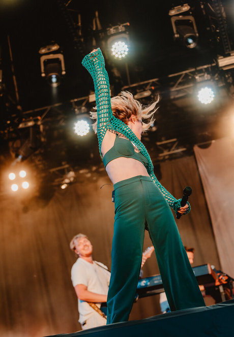 Pommelien Thijs 裸モデル 写真