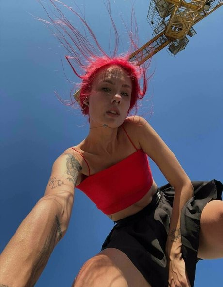 オルタナティブオンリーファン ポルノグラフィック 画像