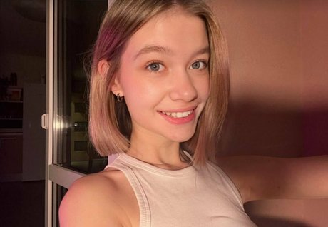 candy shake777 完璧なモデル 写真