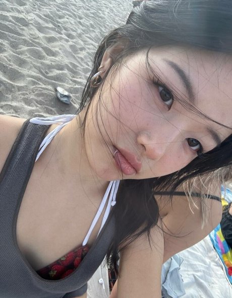 lea sungg ヌードのポルノスター 写真