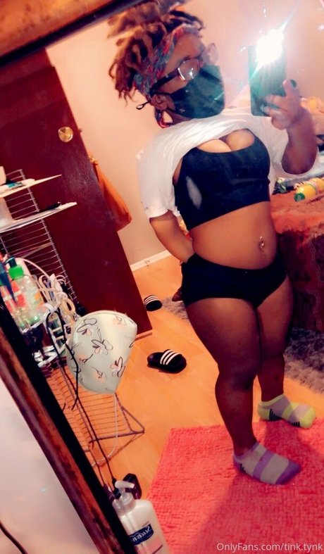 tink tynk セクシーなポルノスター ギャラリー